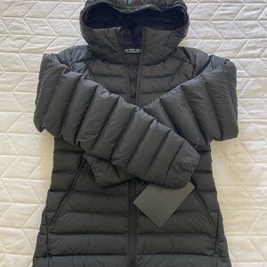 Arc'teryx Cerium hoody Women's Black Down Puffer Coat XXS NWT